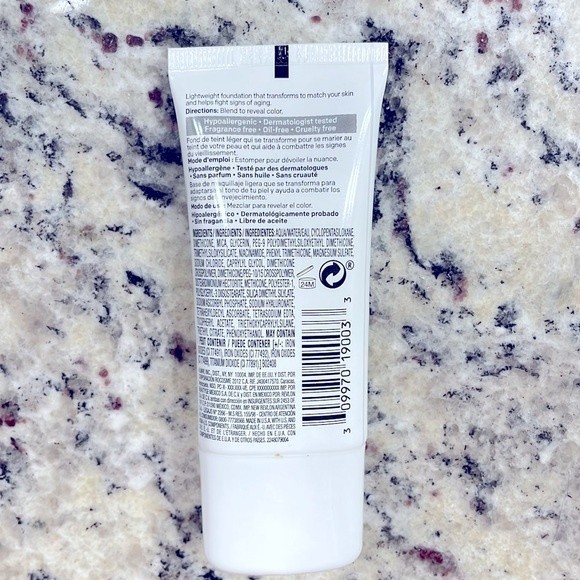 Almay Smart Shade Foundation - Picture 2 of 2